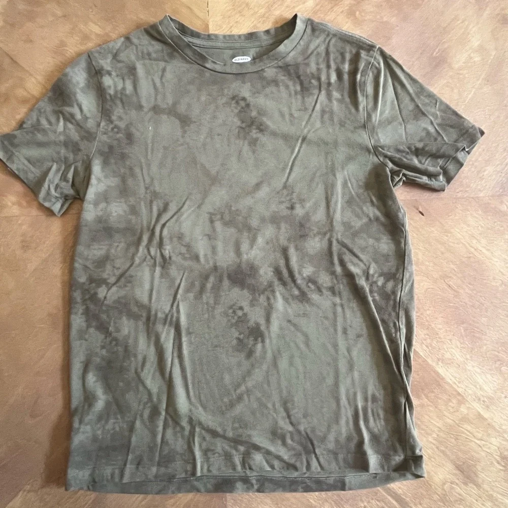 Old Navy 4-Pack Tee Bundle – Kids XL (14–16) – 1 Graphic & 3 Tie-Dye